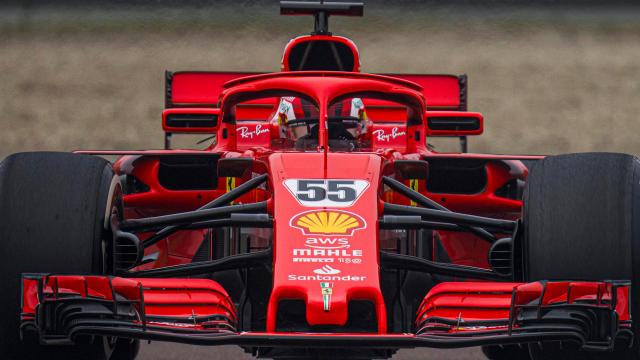 Carlos Sainz probando un SF71H en el circuito de Fiorano
