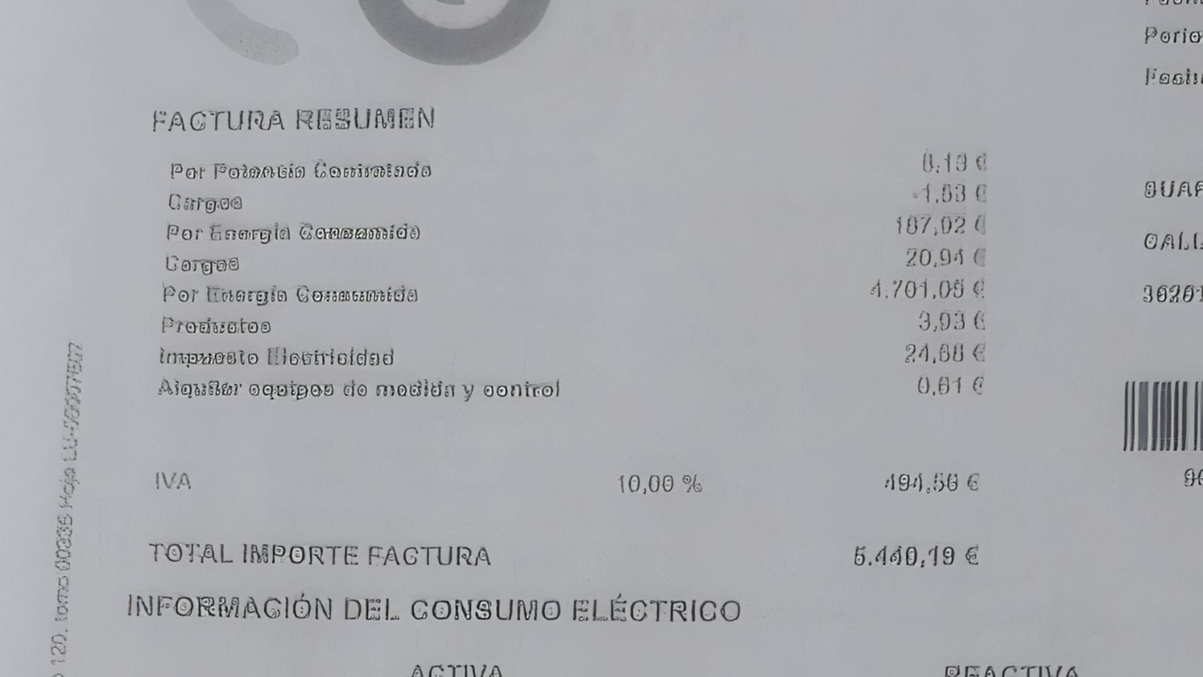 Factura de la viguesa Ángeles Suárez.