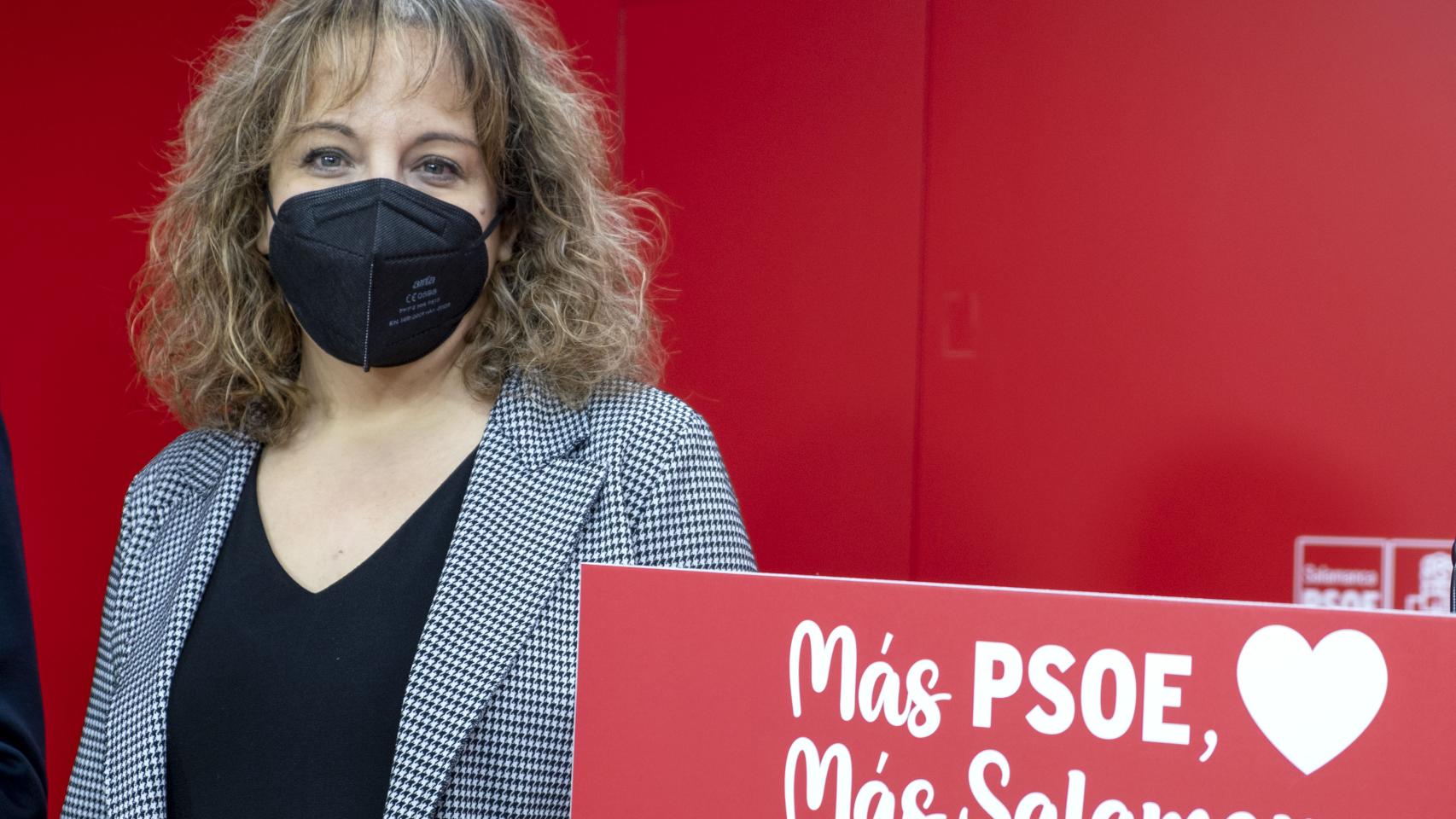 Iratxe García en su visita a la sede del PSOE de Salamanca