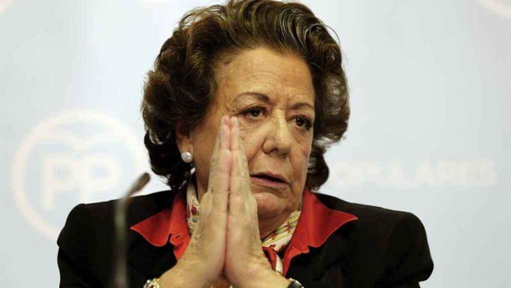 La exalcaldesa de Valencia, Rita Barberá, durante una comparecencia pública en 2016.