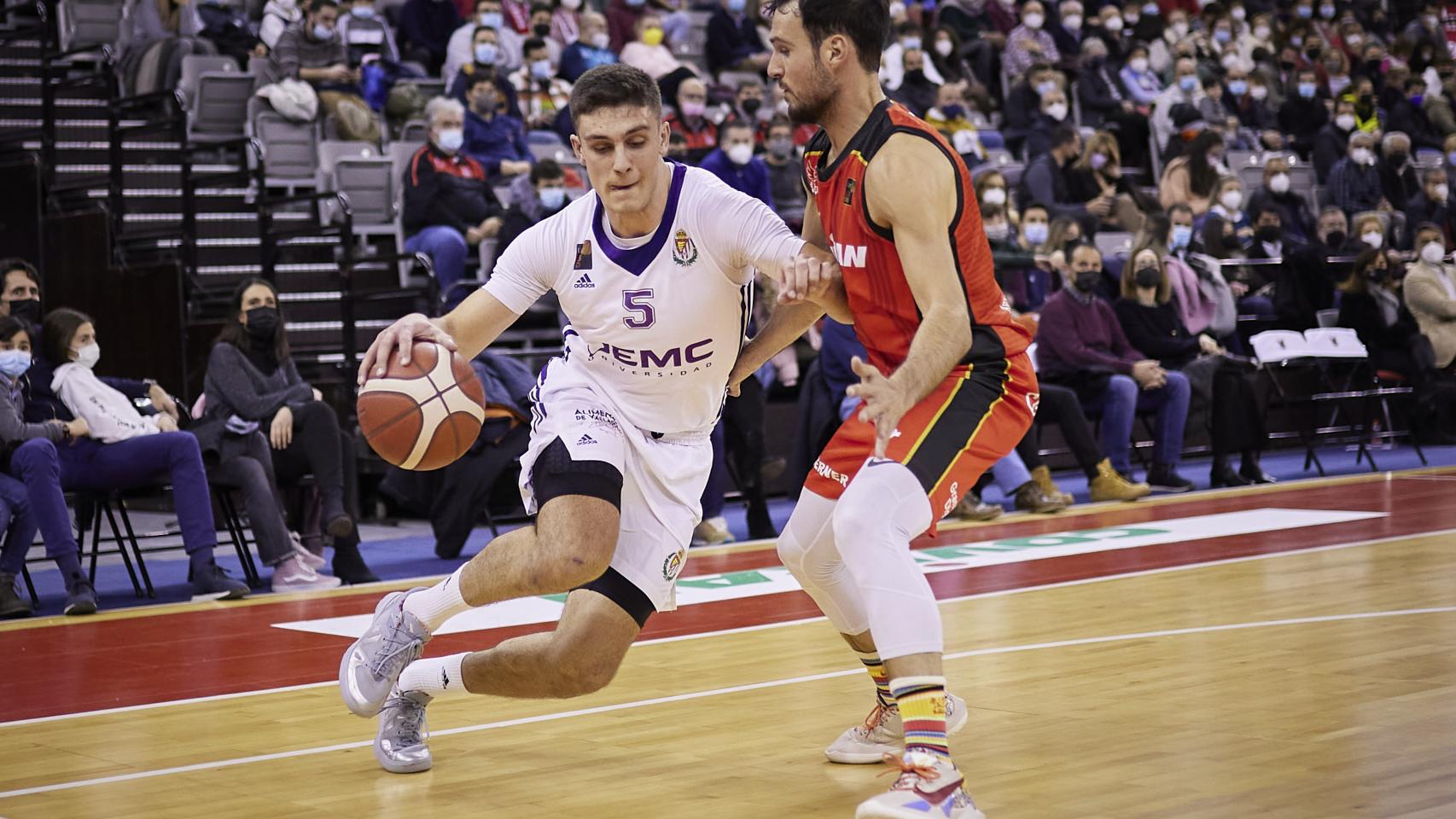 Partido del UEMC Baloncesto