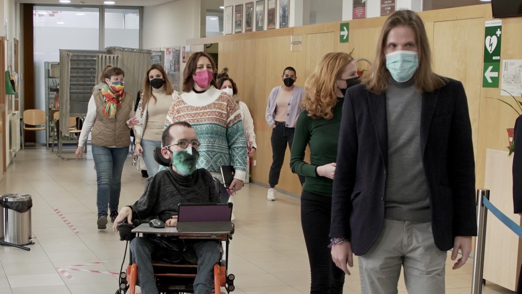 Pablo Fernández junto a Pablo Echenique en Valladolid