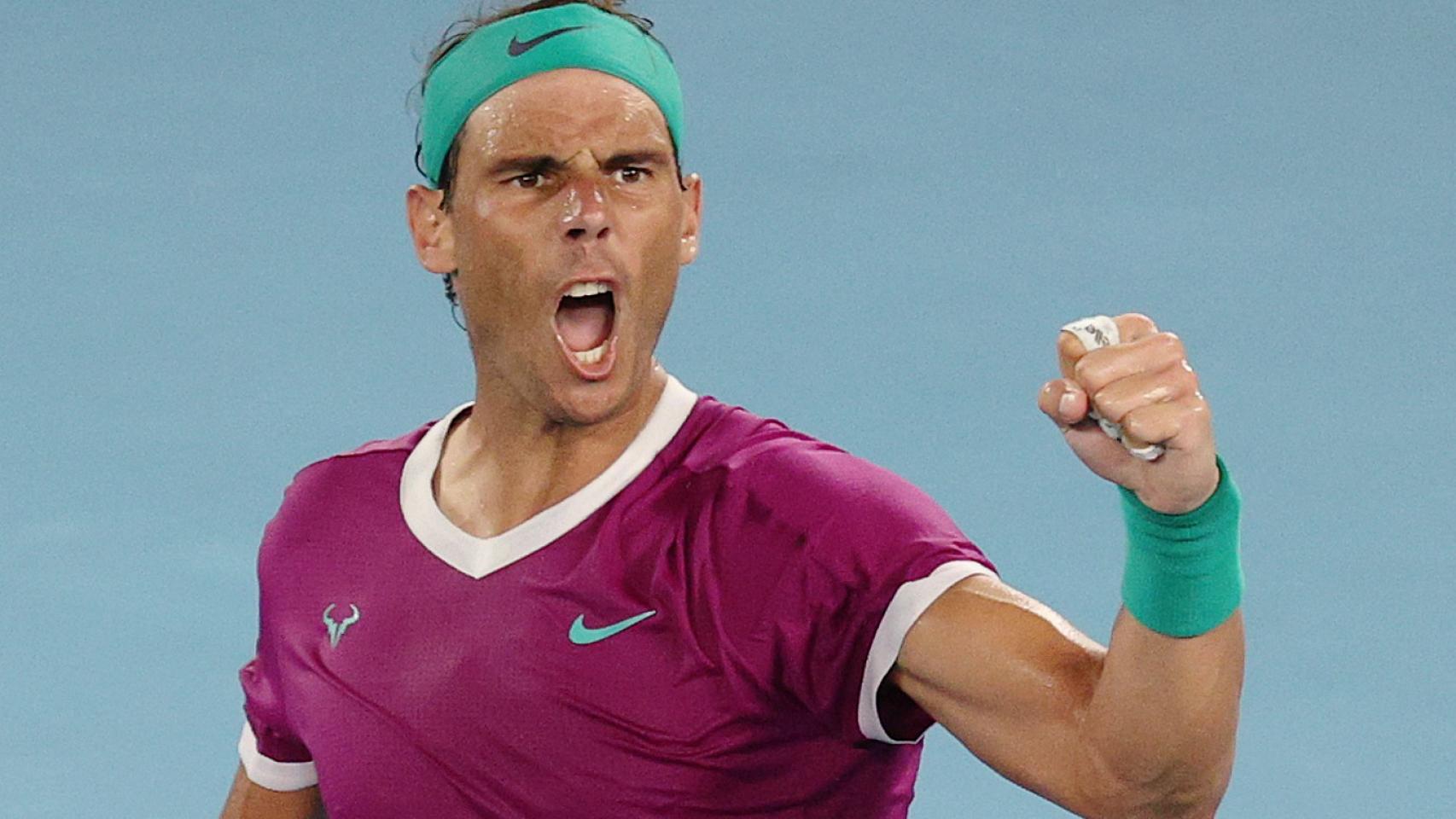 Celebración de Rafa Nadal de un punto en la final del Open de Australia 2022