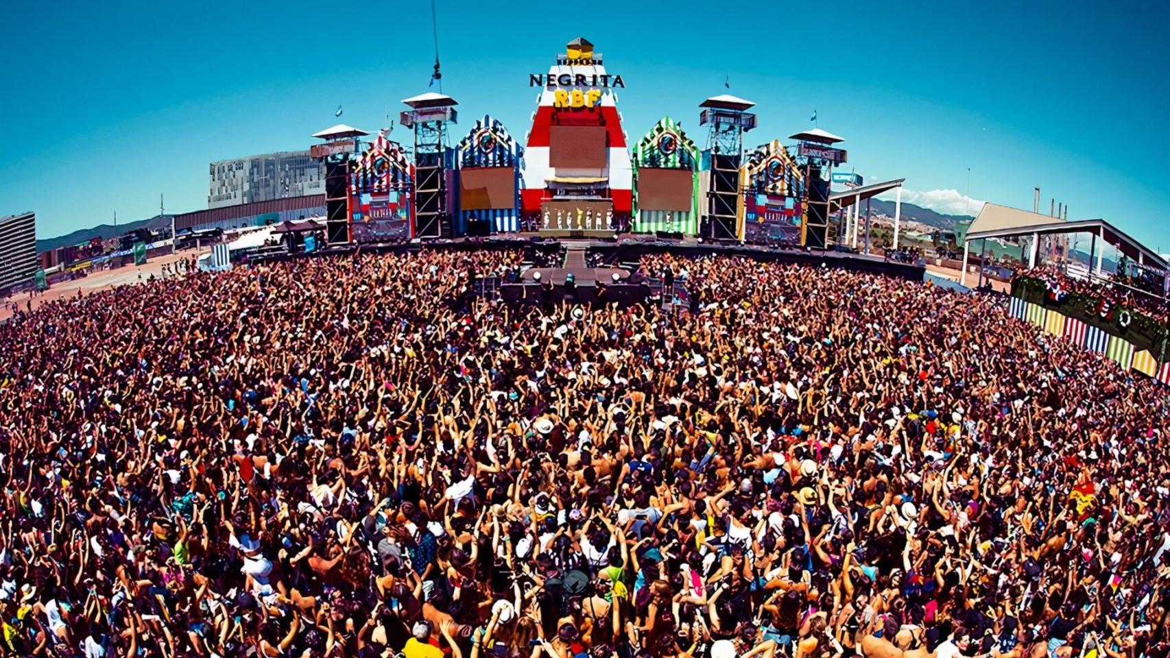 Imagen de una edición pasada del Reggaeton Beach Festival.