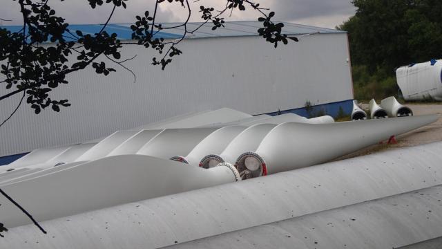 Palas en el almacén