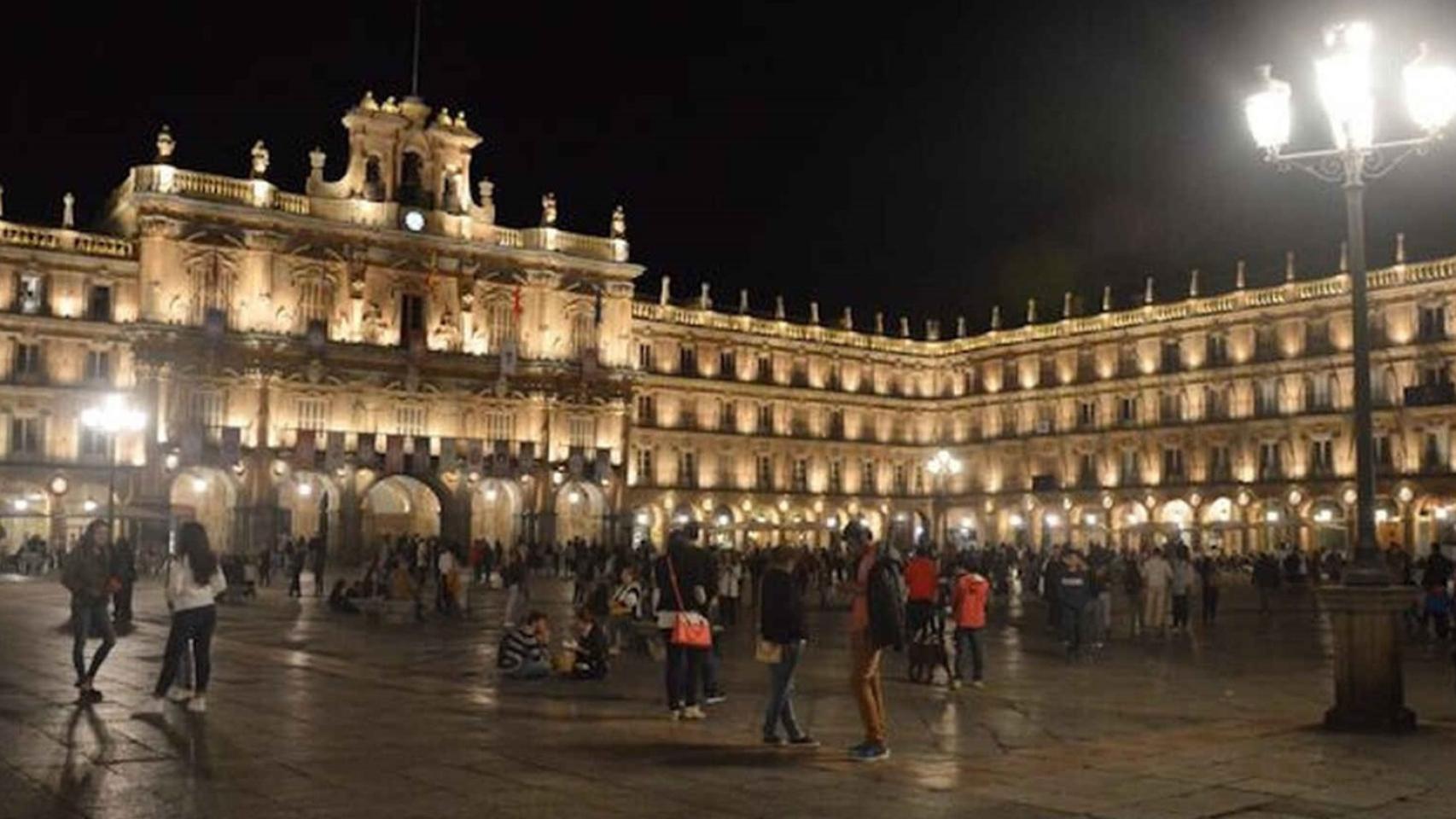La Plaza Mayor de Salamanca por la noche