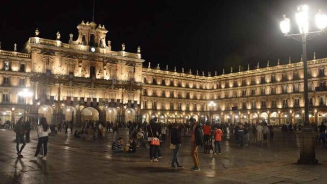 La Plaza Mayor de Salamanca por la noche