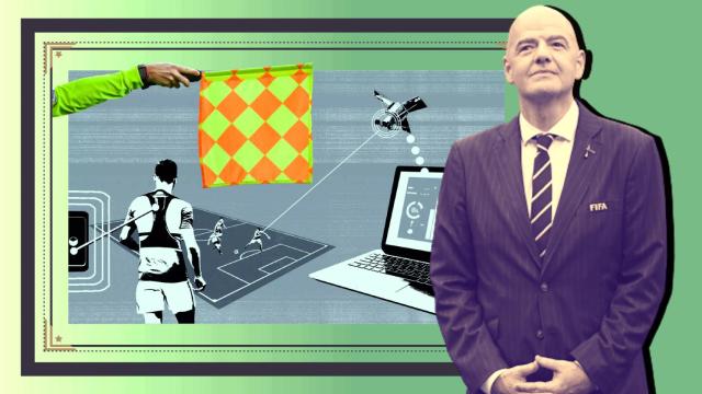 Gianni Infantino y un fotomontaje con el sistema de fuera de juego semiautomático.