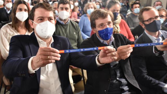 Fernández Mañueco junto a Martínez Almeida en Segovia
