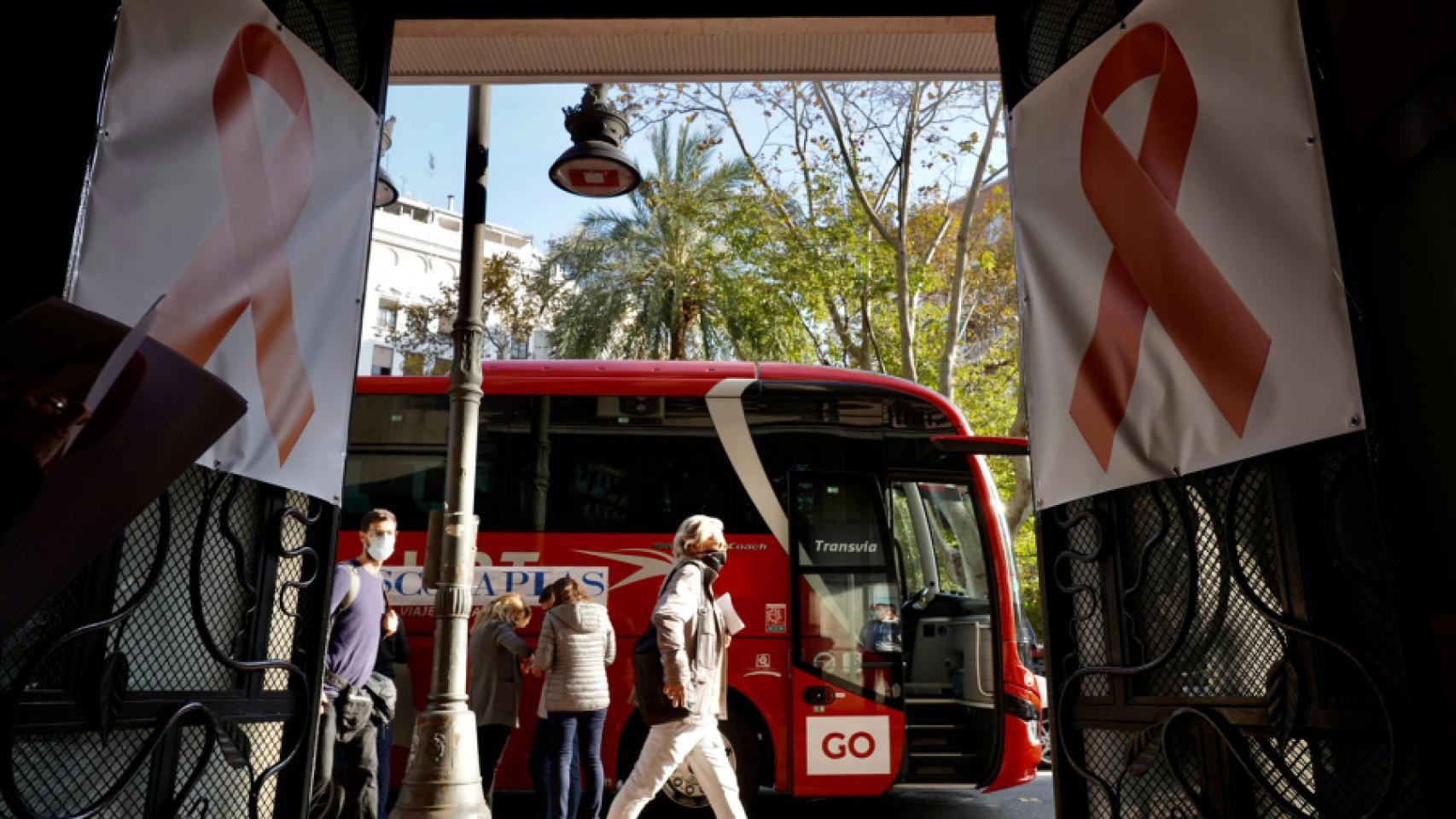Patronales y sindicatos de la concertada denuncian el impago de sus nóminas en la Comunidad Valenciana.