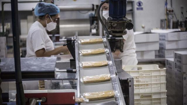 Una fábrica de turrón de Alicante.