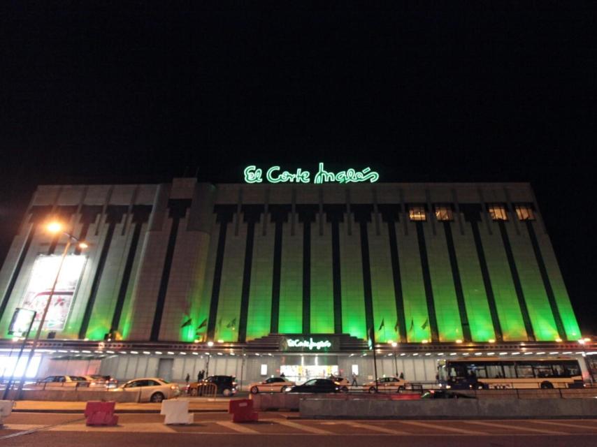 Imagen de la fachada del Corte Inglés de Paseo Zorrilla, en Valladolid.