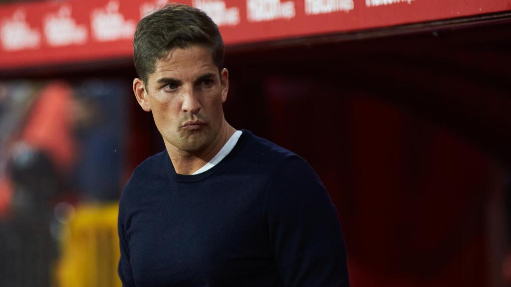 Robert Moreno, en un partido del Granada en la temporada 2021/2022