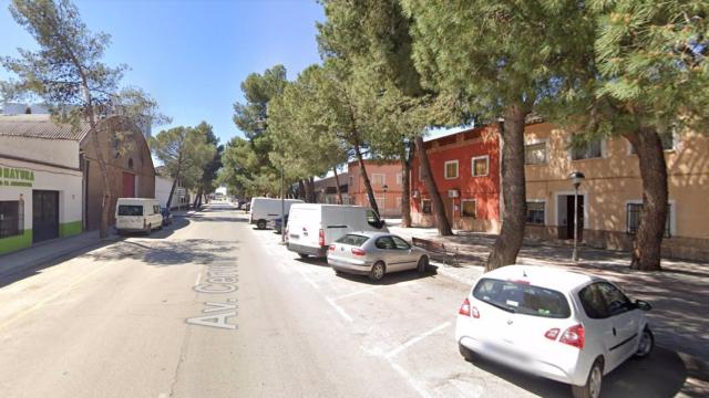 Tres heridos, entre ellos un niño de 2 años, tras la colisión de dos vehículos en Alcázar