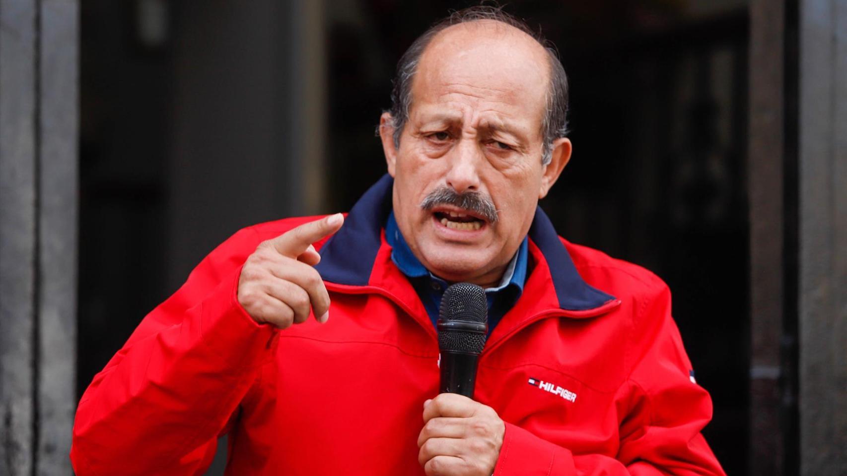 El primer ministro de Perú, Héctor Valer.