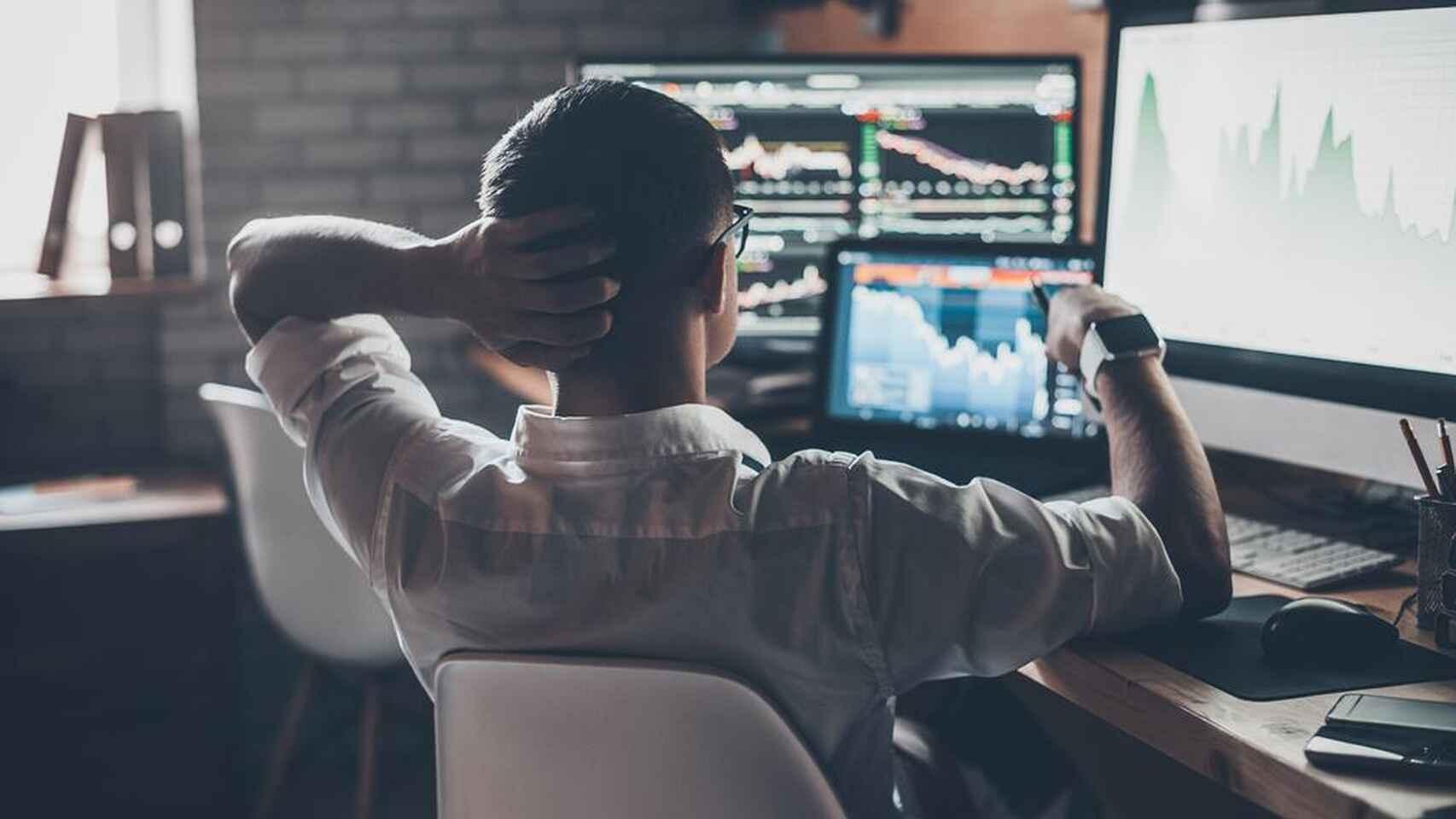Dónde invertir en bolsa hoy: Bankinter, CaixaBank, Banco Sabadell y Santander