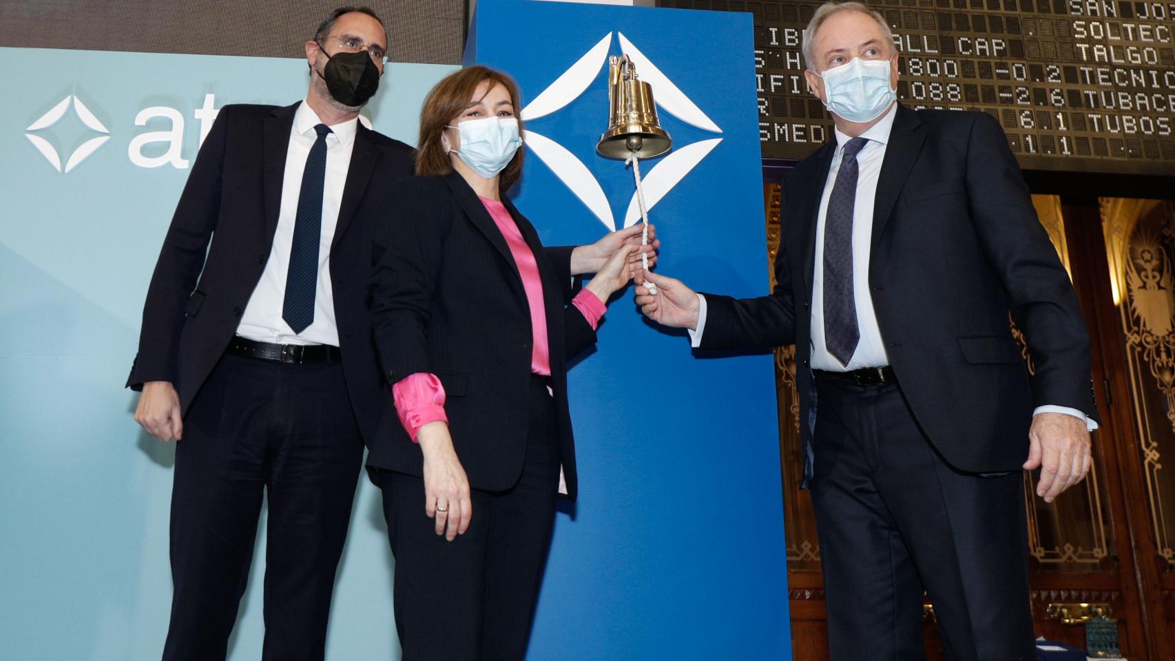 El director financiero, la consejera delegada y el presidente de Atrys Health en su debut en el Continuo.