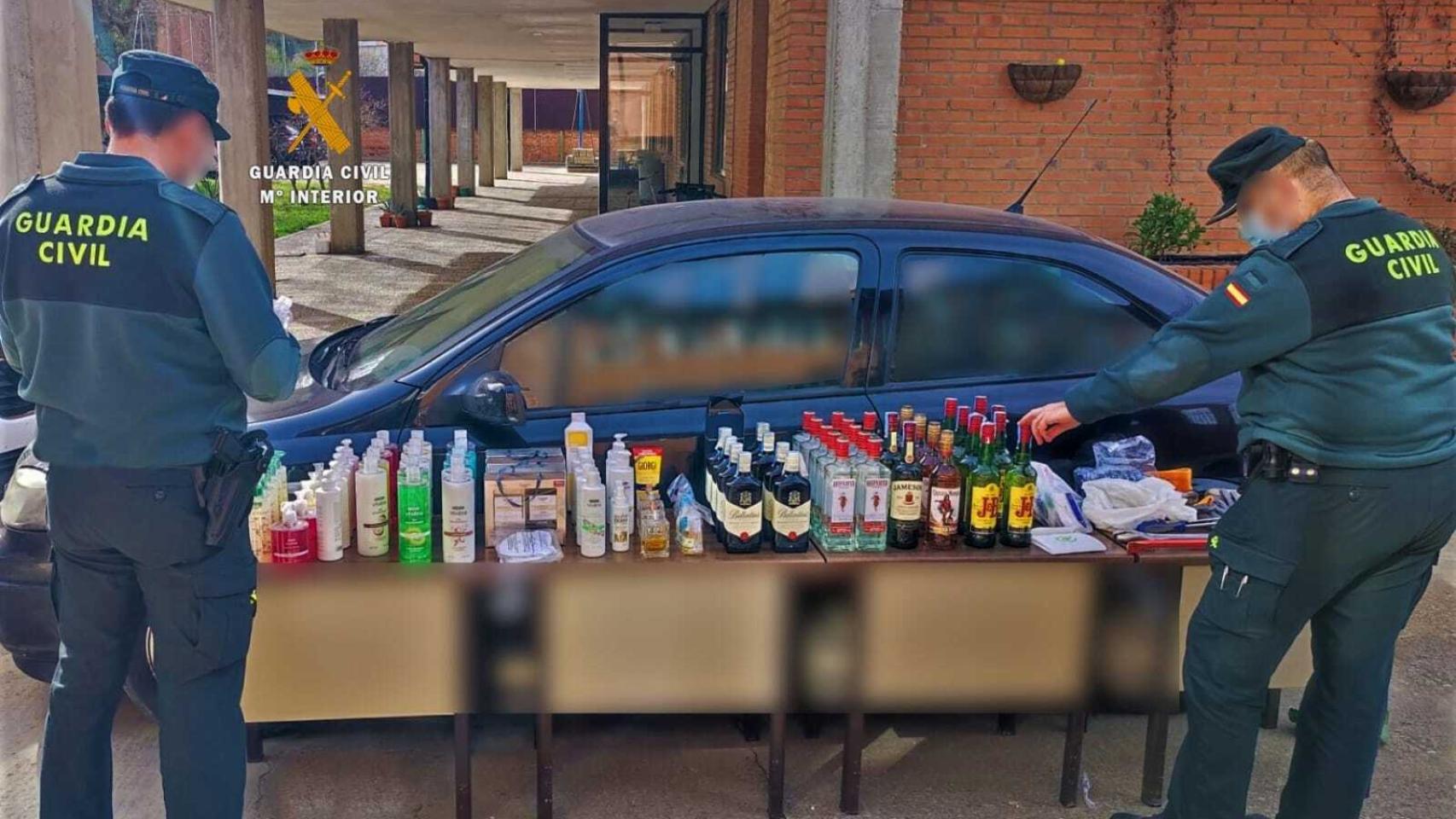 Material recuperado por la Guardia Civil de Zamora