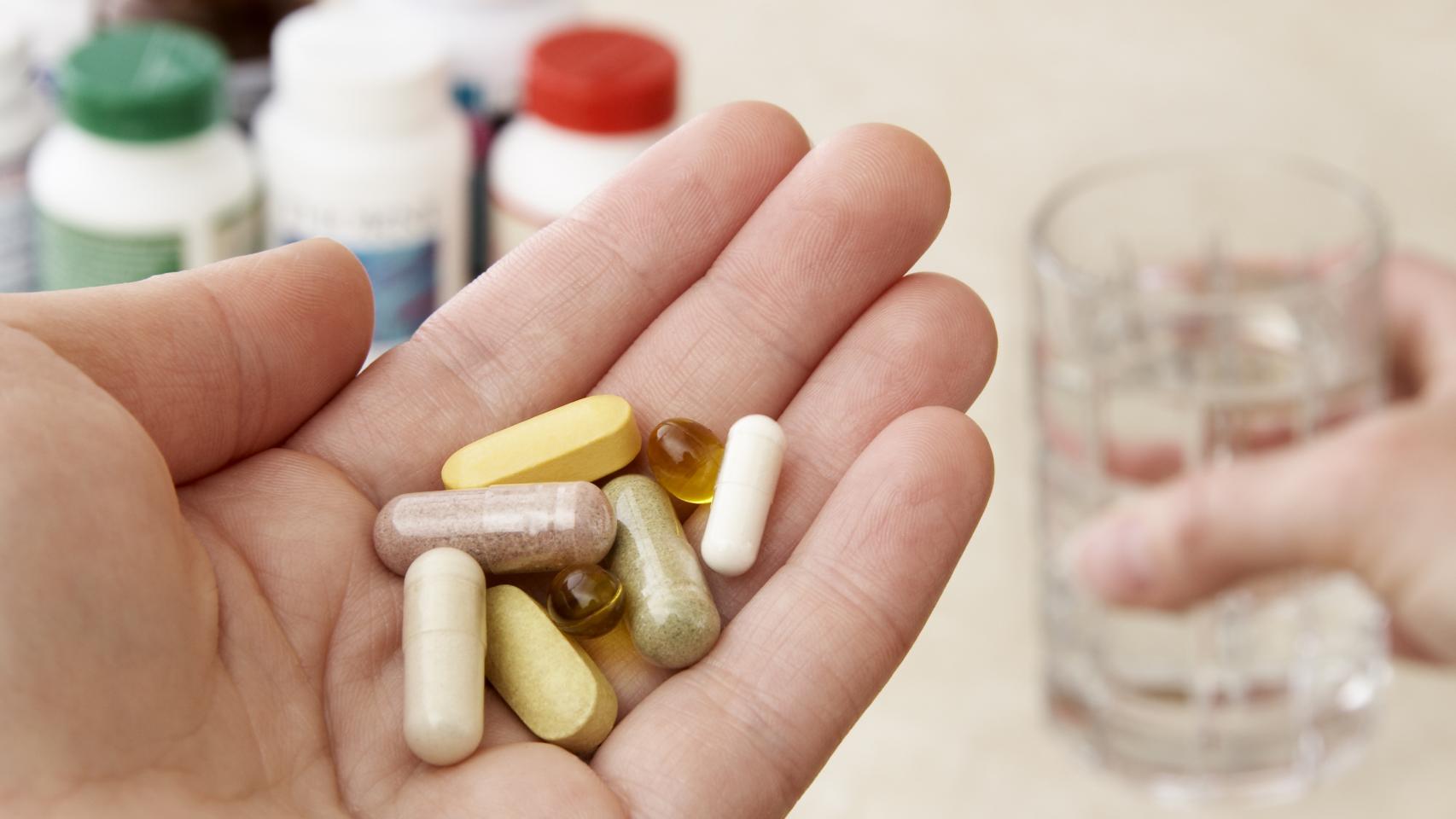 Precaución al consumir complementos dietéticos.