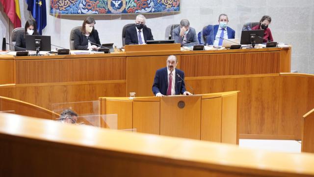 Javier Lambán, en las Cortes de Aragón.