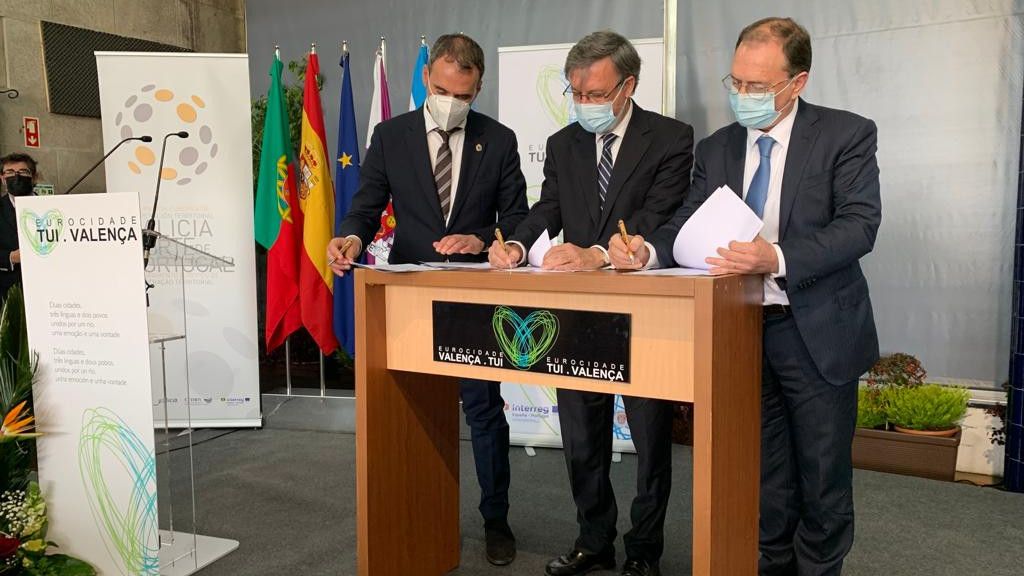 Firma del protocolo de colaboración para el impulso de la Eurocidade Tui-Valença.