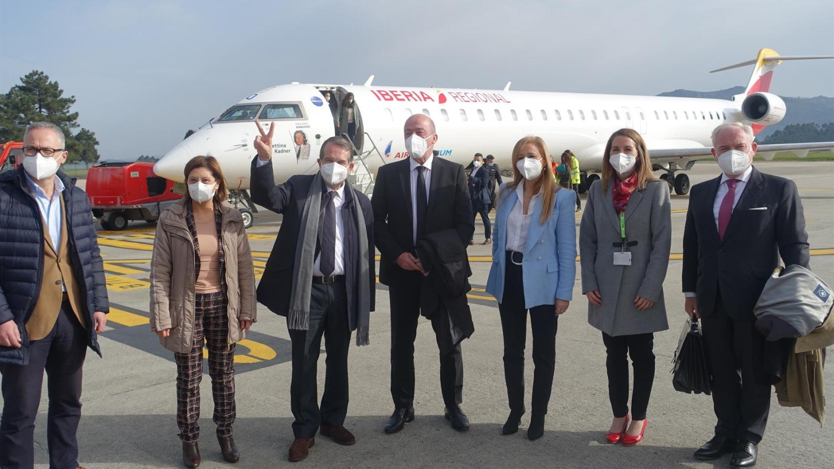 Recibimiento de uno de los vuelos de Air Nostrum.