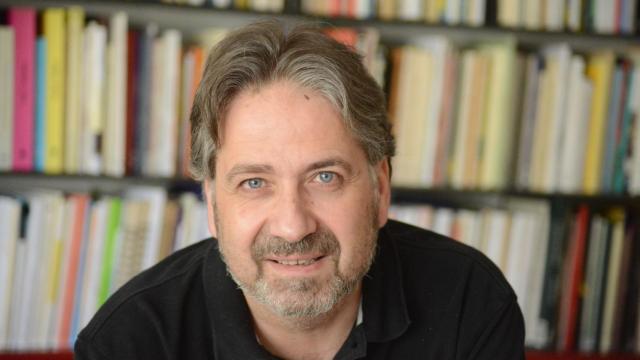 Jordi Doce, autor de 'Todo esto será tuyo' (Pre-Textos). Foto: Luis Burgos