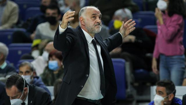 Pablo Laso hace aspavientos durante un partido del Real Madrid