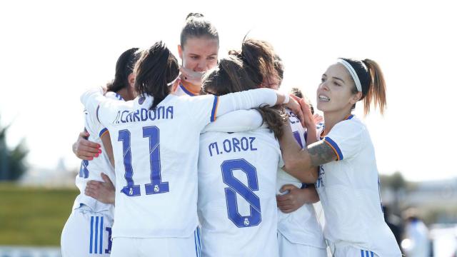 Las jugadoras del Real Madrid celebrando un gol