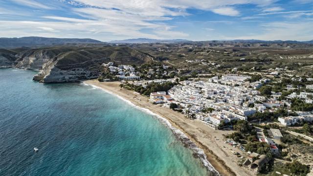 La construcción de un parque eólico en el Cabo de Gata despierta el rechazo frontal de los ecologistas