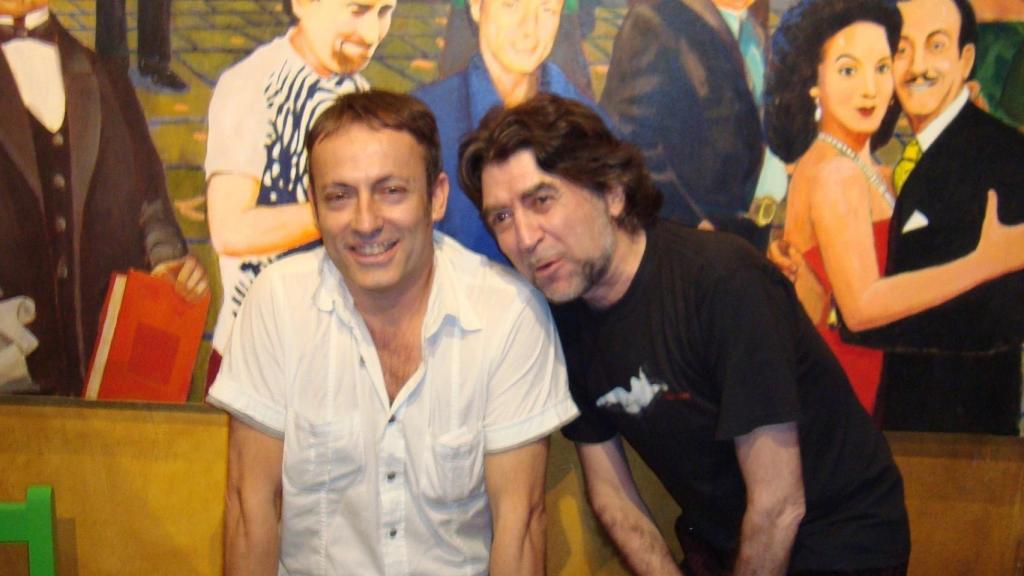 Joaquín Sabina y Julio Sánchez en 'La Mordida'.