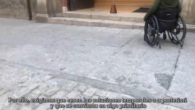 Vídeo denuncia de los espacios que no son accesibles en la USAL