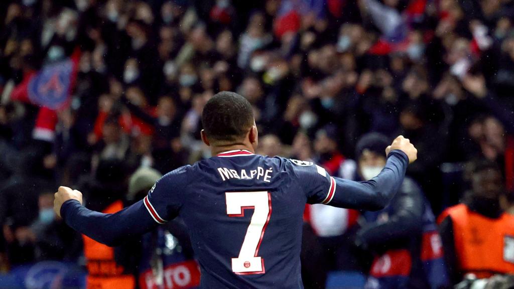 Kylian Mbappé celebra su gol al Real Madrid