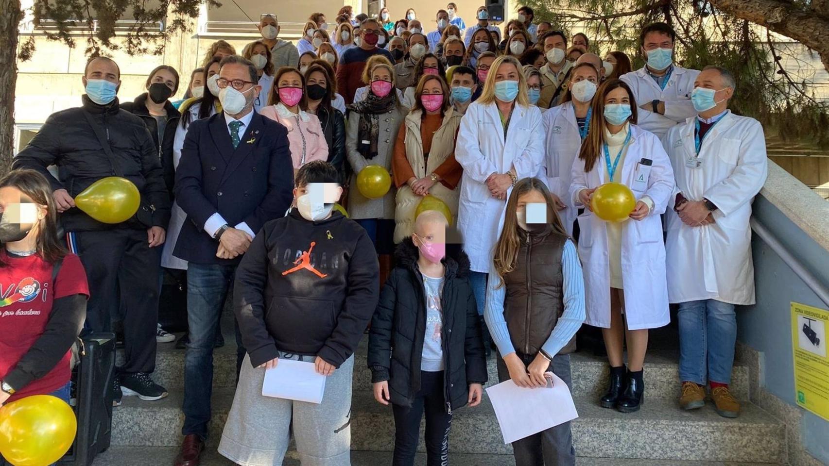 El homenaje al Materno Infantil a los niños en el Día del Cáncer Infantil.