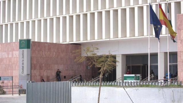 Fachada de la Ciudad de la Justicia de Málaga.