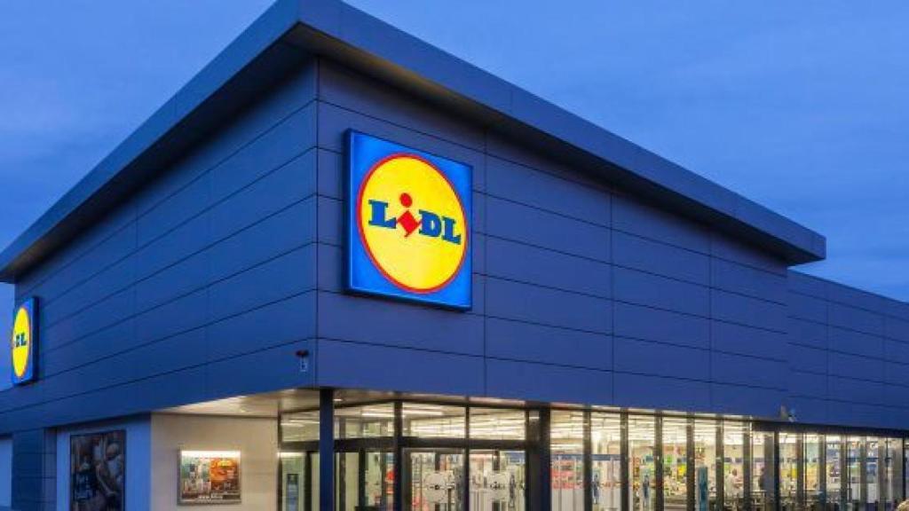 Fachada de supermercado Lidl.