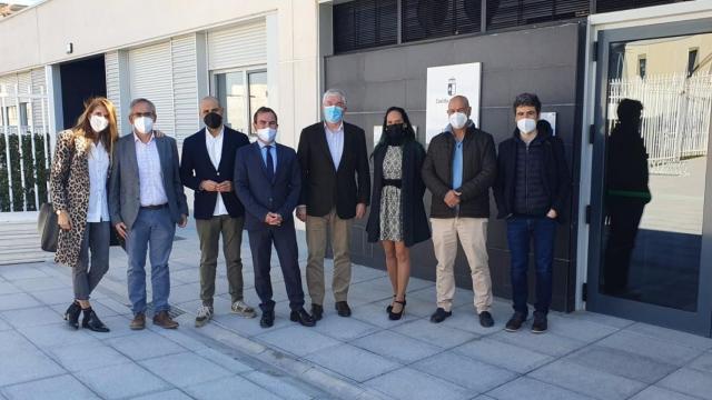 El delegado provincial de Educación, Cultura y Deportes, José Gutiérrez, ha visitado las instalaciones de los centros educativos de Illescas