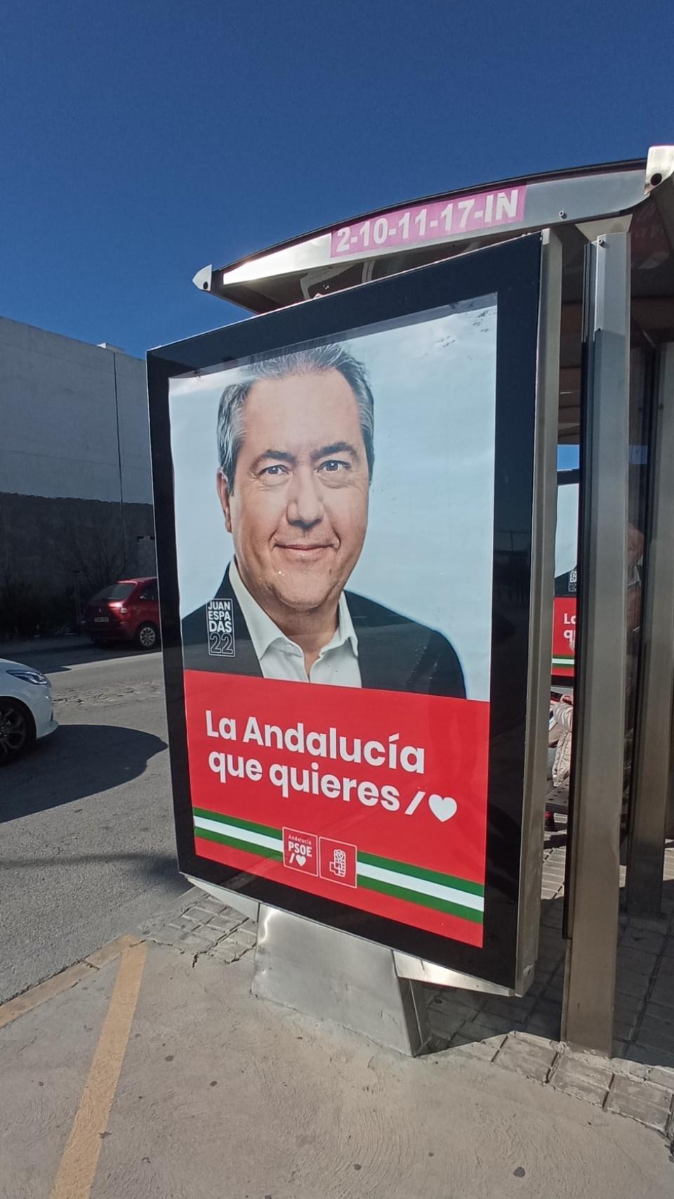 Una marquesina de Juan Espadas en Jaén este miércoles.