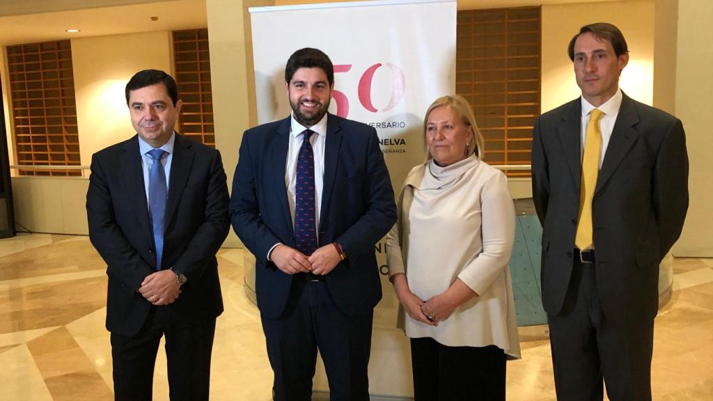 El presidente de Murcia, Fernando López Miras, asistió al cincuenta aniversario del Colegio Monteagudo-Nelva.
