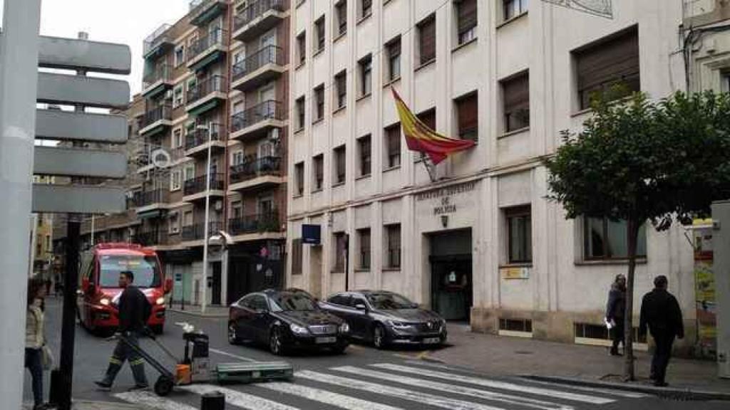 Jefatura de Policía Nacional de la Plaza Ceballos de Murcia.