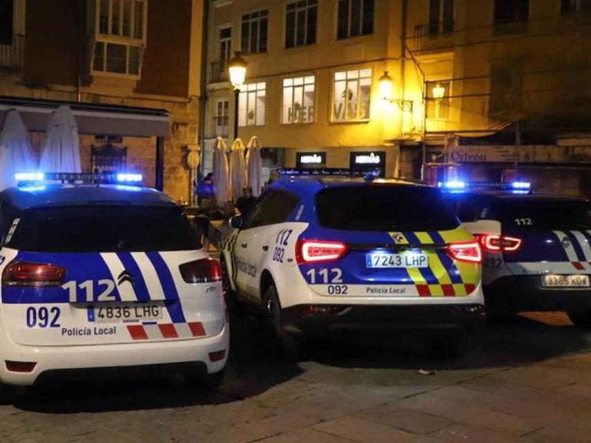 Imagen de vehículos de la Policia Local de Burgos