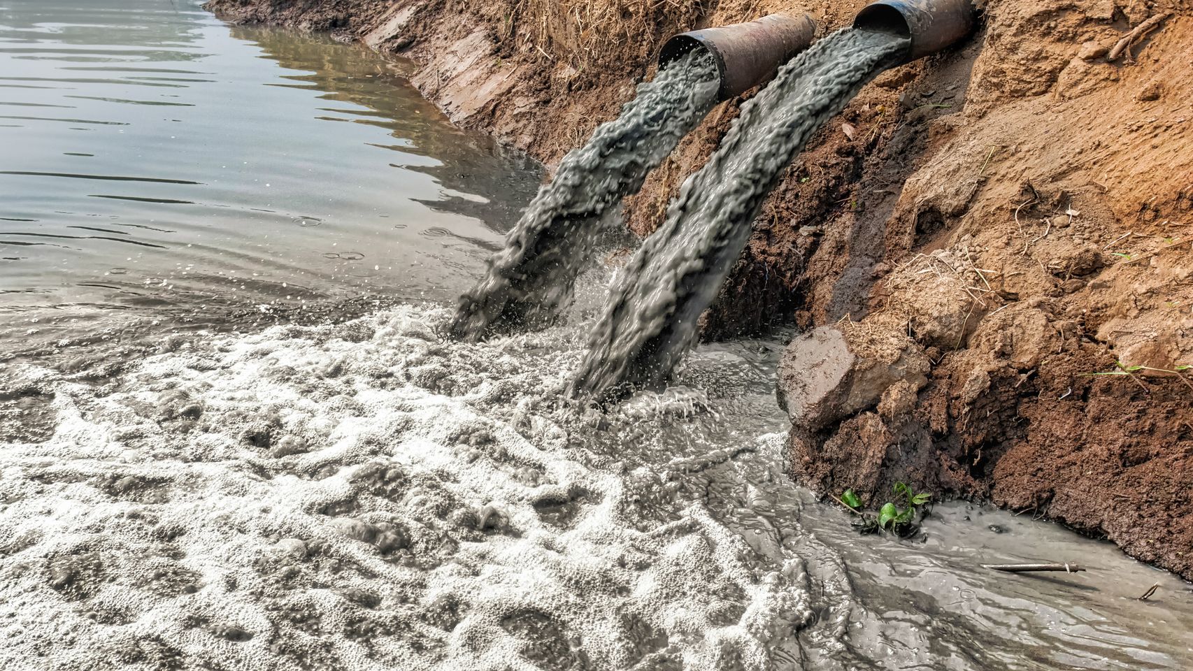 Contaminación de los ríos.