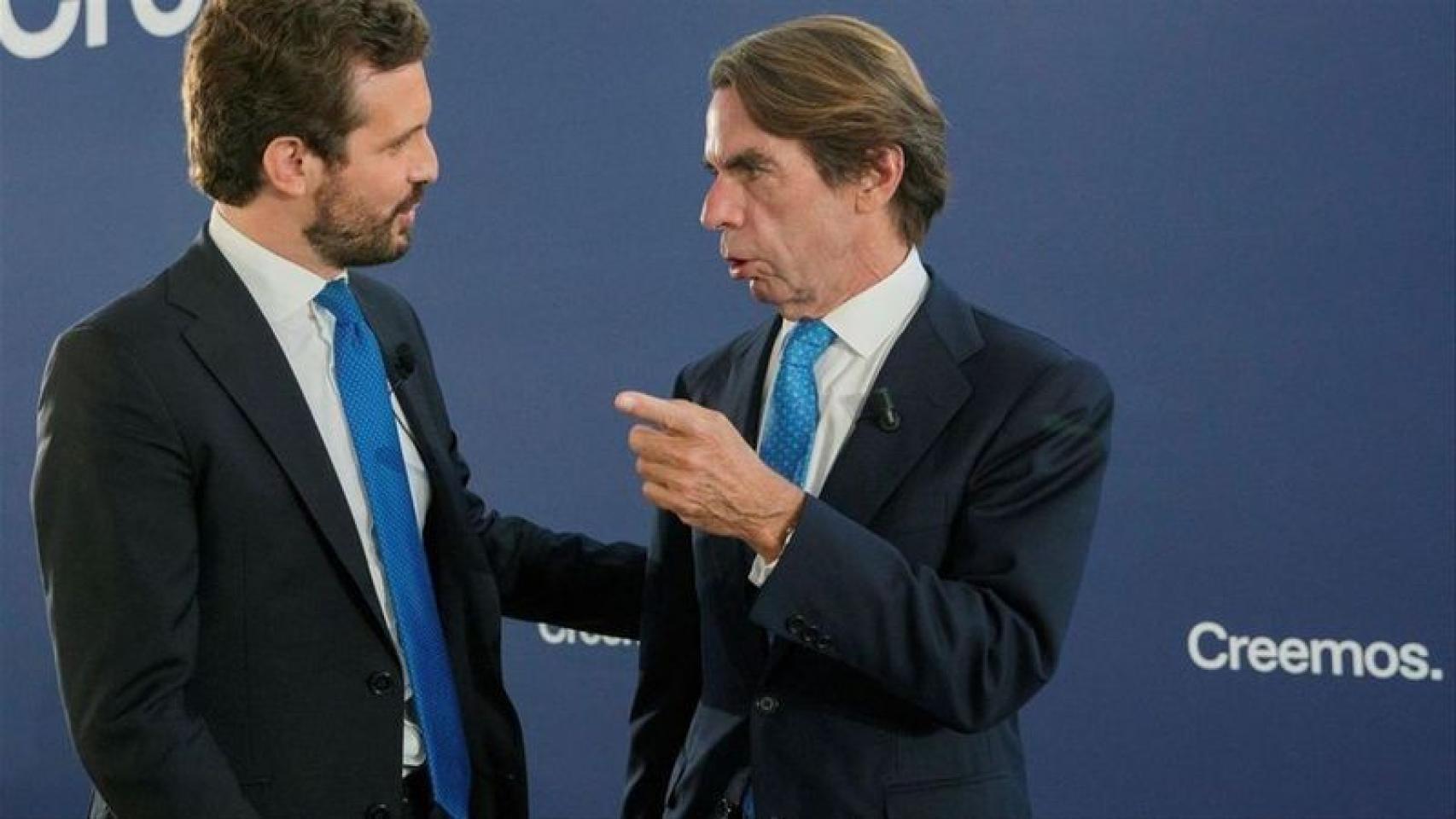 Pablo Casado junto a José María Aznar, en una foto de archivo.