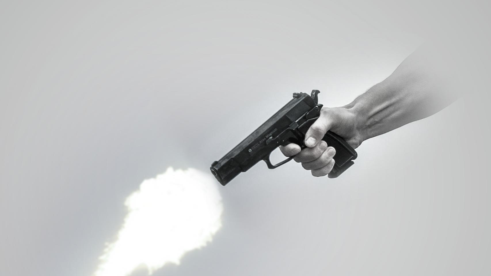 Montaje de archivo de una pistola.