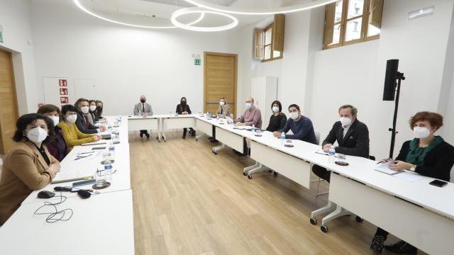 Reunión para la constitución del Grupo Técnico Asesor del Observatorio de la Innovación de Navarra.