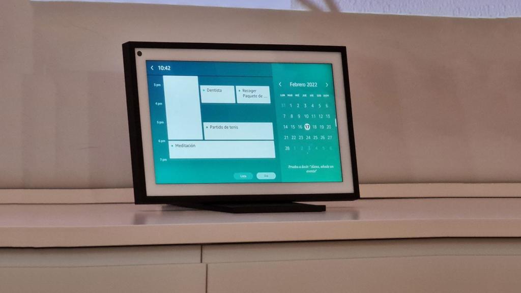 Amazon Echo Show 15 widgets