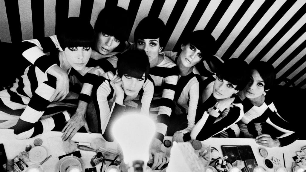 Fotografía entre bastidores de la película '¿Quién eres tú, Polly Maggoo?' © William Klein/ Films Paris New York