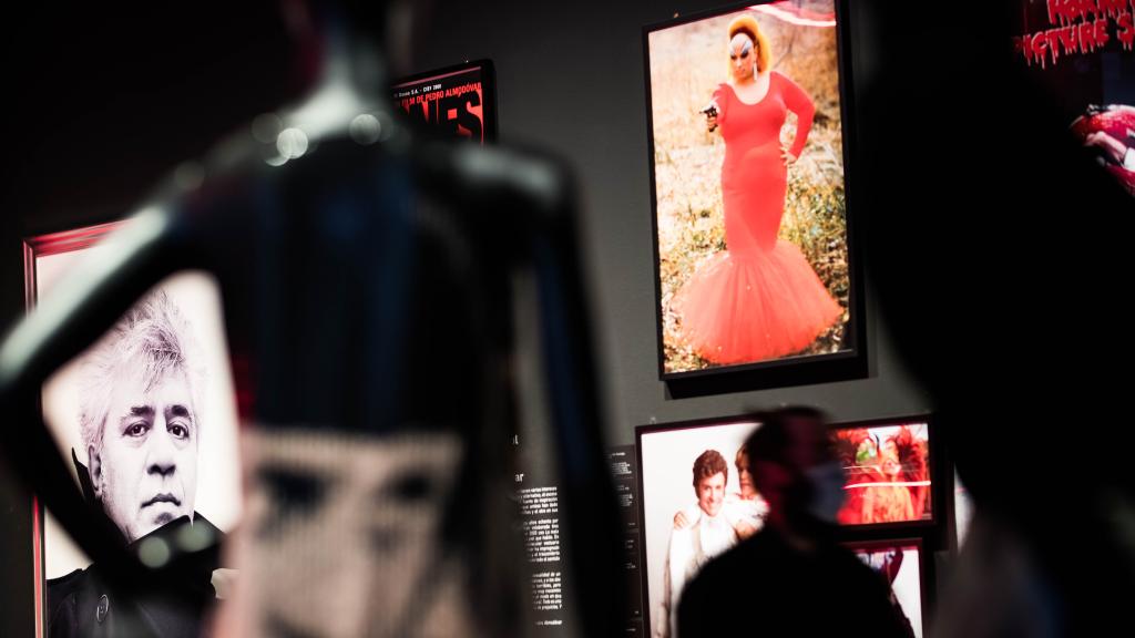 La muestra hace un guiño al cine español