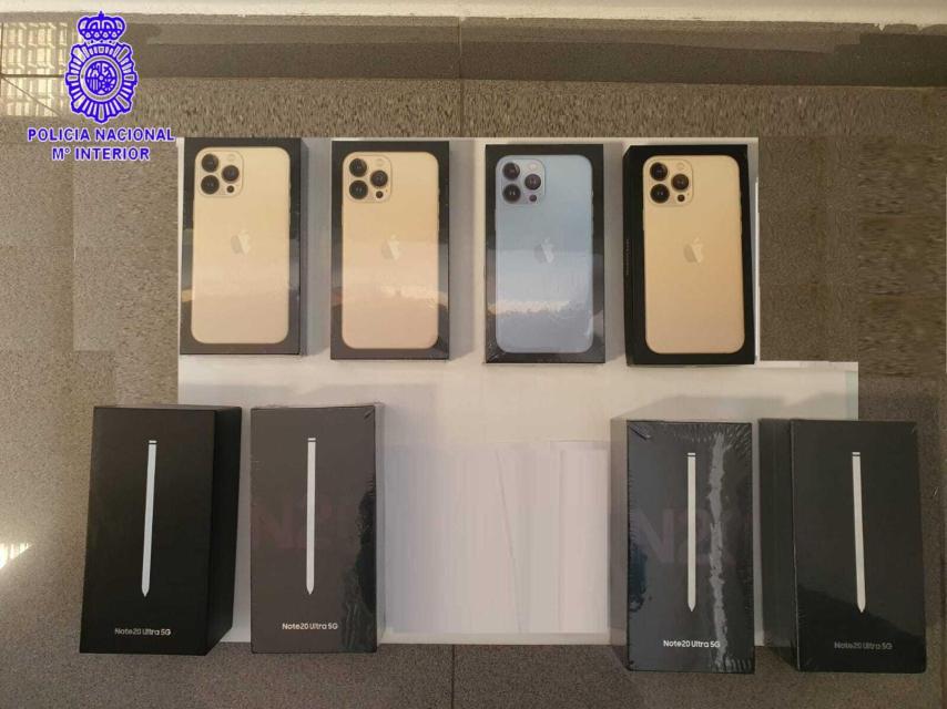 Imagen de los teléfonos
