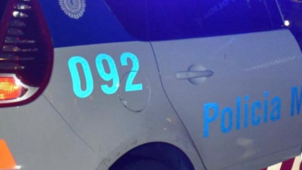 Cazado por las cámaras tras entrar a un hotel a ritmo de pedrada en Valladolid
